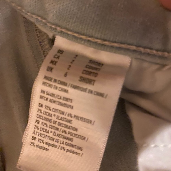 American Eagle Distressed Skinny Jeans 2 - Picture 3 of 4